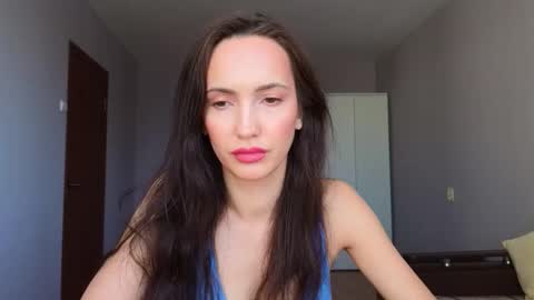 Lillian online show from 02/11/26, 08:30