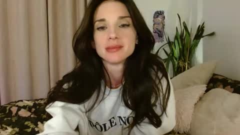 Lillian Rose online show from 10/03/25, 03:14