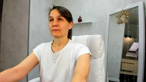 Snapshot of lillian_white1 chatting on 01/09/25, 07:52 lillian_white1 online show from 01/09/25, 07:52