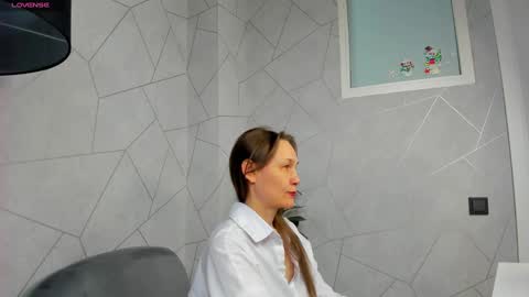 Snapshot of lillian_white1 chatting on 03/11/25, 07:26 lillian_white1 online show from 03/11/25, 07:26