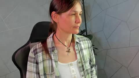 Snapshot of lillian_white1 chatting on 05/08/26, 09:03 lillian_white1 online show from 05/08/26, 09:03