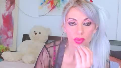 Lara online show from 03/18/26, 07:39