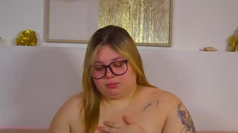 LillianHaig online show from 03/02/26, 06:48