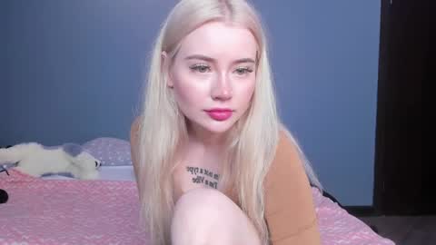 lillie_berry online show from 05/15/26, 04:52