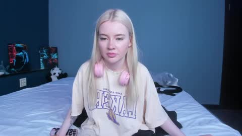 lillie_berry online show from 05/22/26, 04:41