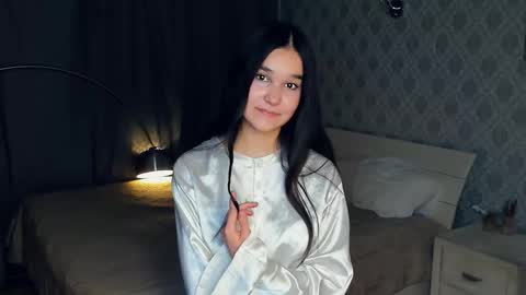 Snapshot of lilliecelina chatting on 11/28/25, 01:52 Celina Lillie online show from 11/28/25, 01:52