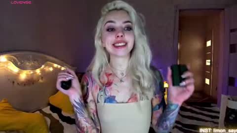 LilliMoore online show from 07/02/26, 11:22