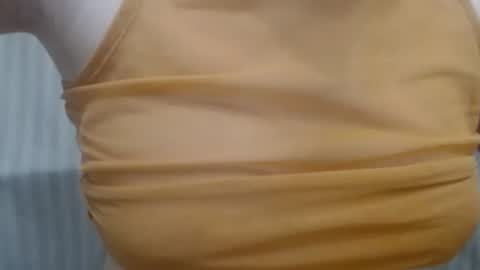 Snapshot of lillkit chatting on 02/25/25, 12:47 Lilu online show from 02/25/25, 12:47