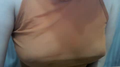 Snapshot of lillkit chatting on 10/02/25, 08:16 Lilu online show from 10/02/25, 08:16