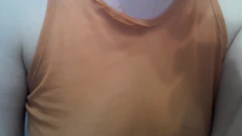 Snapshot of lillkit chatting on 10/04/25, 10:19 Lilu online show from 10/04/25, 10:19