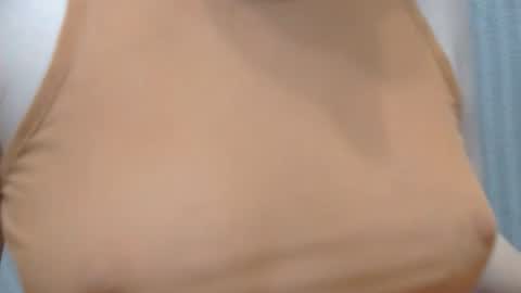 Snapshot of lillkit chatting on 10/28/25, 08:33 Lilu online show from 10/28/25, 08:33