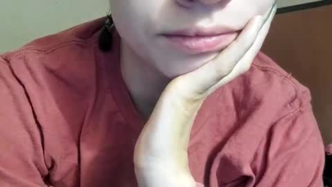 Snapshot of lilly49547 chatting on 12/02/24, 01:57 Lilly online show from 12/02/24, 01:57