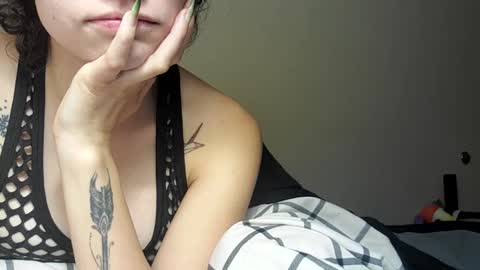 Snapshot of lilly49547 chatting on 12/09/24, 10:09 Lilly online show from 12/09/24, 10:09