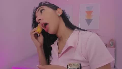 Sweety Lilly Love  online show from 02/17/26, 03:29