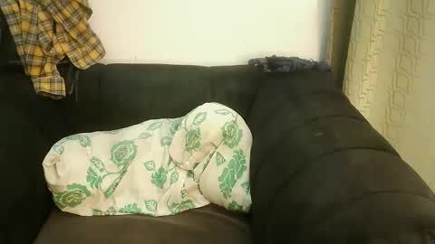 Snapshot of lilly_innocent_ chatting on 04/28/26, 07:08 lilly online show from 04/28/26, 07:08