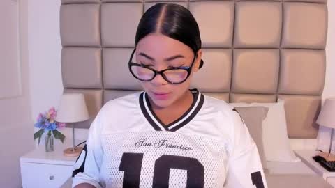 Snapshot of lilly_williamss chatting on 04/25/26, 03:31 Lilly online show from 04/25/26, 03:31