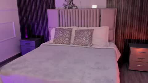 Lilly Ortiz online show from 03/12/26, 07:42