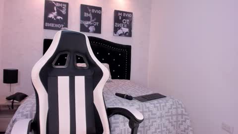 Lilly online show from 03/04/25, 09:32