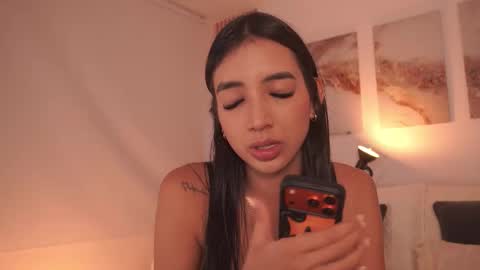 Lilly Thompson  online show from 02/26/26, 09:14