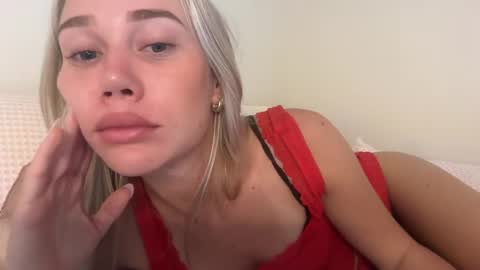 Snapshot of lillyyfaithh chatting on 02/26/26, 10:53 lilly online show from 02/26/26, 10:53