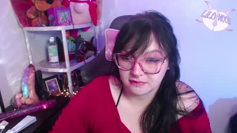 Lilo  online show from 01/16/25, 02:51