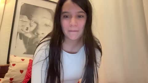 lilprincessxoxo_ online show from 09/22/25, 04:47