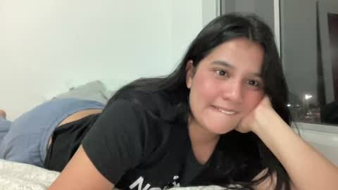 lilprincessxoxo_ online show from 07/09/26, 04:27