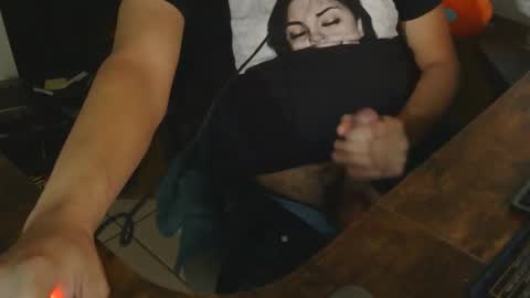 liltorobull online show from 10/26/25, 06:41