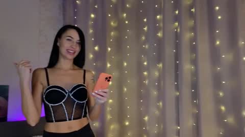 Lilu online show from 01/31/25, 09:48