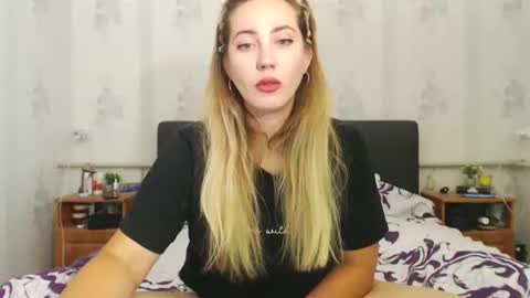 Snapshot of lilu_cute25 chatting on 09/17/25, 08:21 lilu_cute25 online show from 09/17/25, 08:21