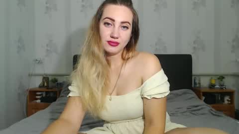 lilu_cute25 online show from 11/11/25, 10:10