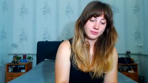 Snapshot of lilu_cute25 chatting on 07/12/26, 03:47 lilu_cute25 online show from 07/12/26, 03:47