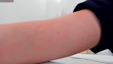 Lilu online show from 04/16/26, 12:28