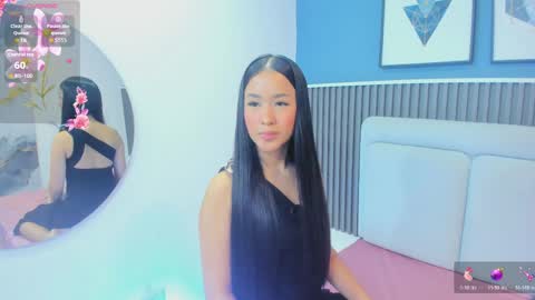 Snapshot of lily__star chatting on 05/16/26, 03:25 lily online show from 05/16/26, 03:25