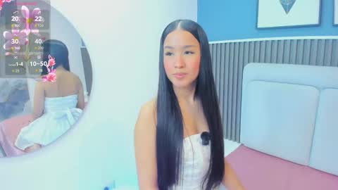 Snapshot of lily__star chatting on 05/20/26, 03:02 lily online show from 05/20/26, 03:02