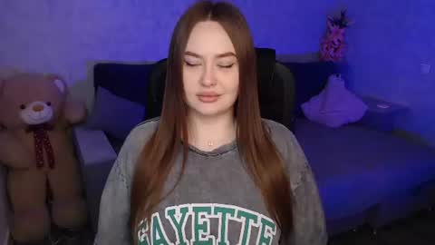 lily_baker_ online show from 03/12/26, 04:57