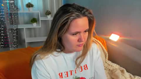 Lily online show from 03/16/26, 10:08