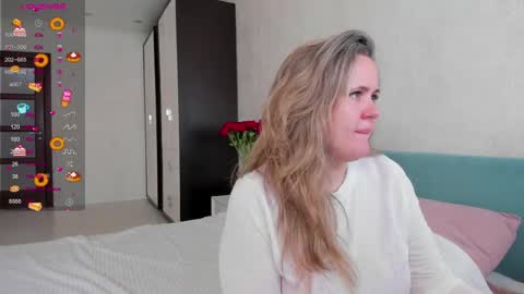 Lily online show from 05/07/26, 01:11
