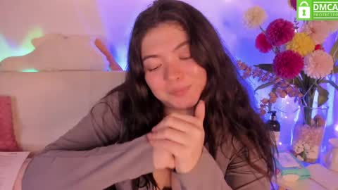 lily_cherry0 online show from 05/08/26, 01:11