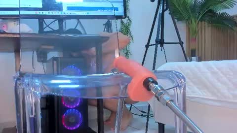 lily_cole27 online show from 06/26/26, 01:15