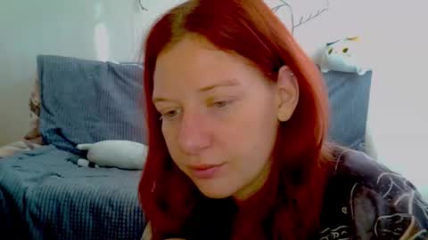 lily_ember online show from 02/18/26, 07:15