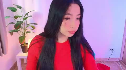 just lily online show from 06/19/26, 09:18