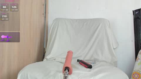   online show from 10/23/25, 06:06