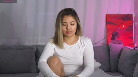 Lily online show from 01/03/25, 05:06