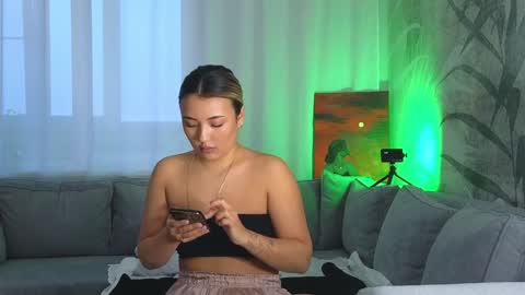 Lily online show from 01/26/25, 05:34