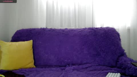 Lily Litle online show from 03/08/25, 02:08