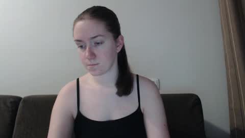 lily_love_x online show from 12/14/24, 11:34