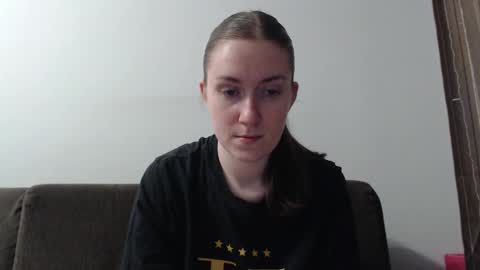 lily_love_x online show from 01/07/25, 10:41