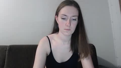 lily_love_x online show from 11/27/25, 03:52