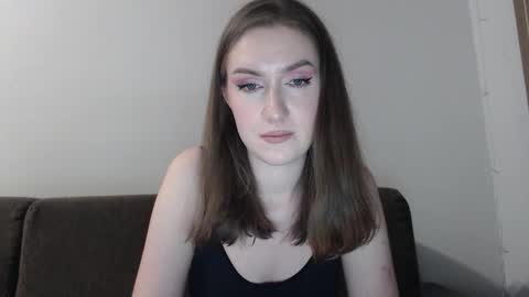 lily_love_x online show from 11/29/25, 10:57